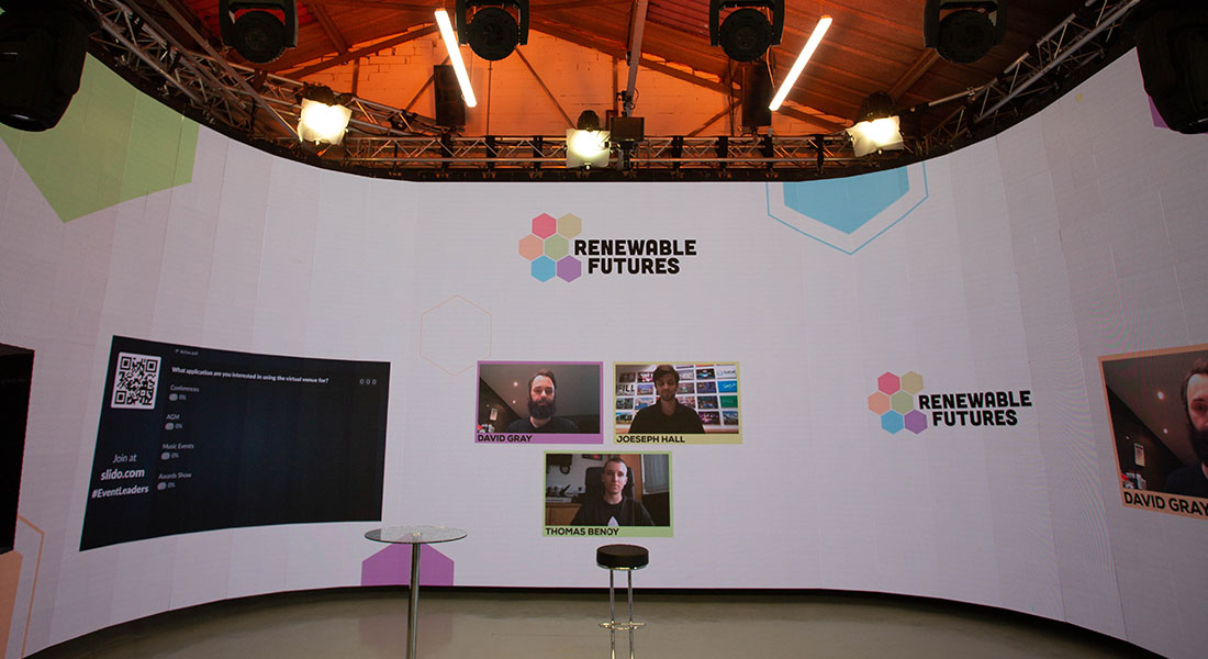 The curved screen available to use at The Virtual Venue